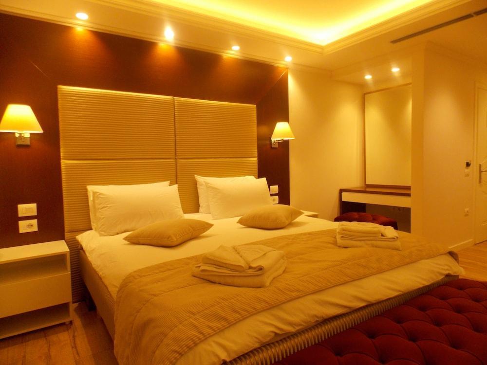 Hotel Queen Selitë e Vogël المظهر الخارجي الصورة