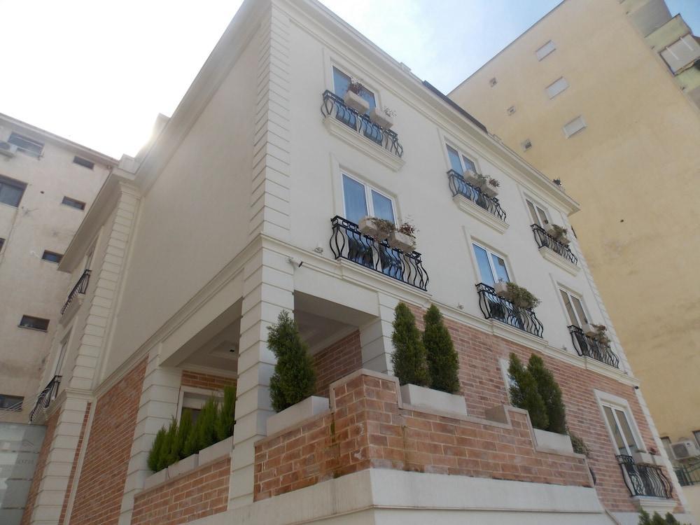 Hotel Queen Selitë e Vogël المظهر الخارجي الصورة