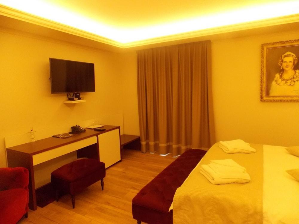 Hotel Queen Selitë e Vogël المظهر الخارجي الصورة