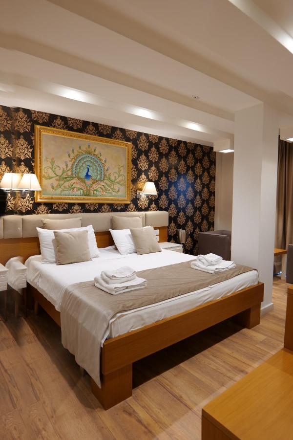 Hotel Queen Selitë e Vogël المظهر الخارجي الصورة