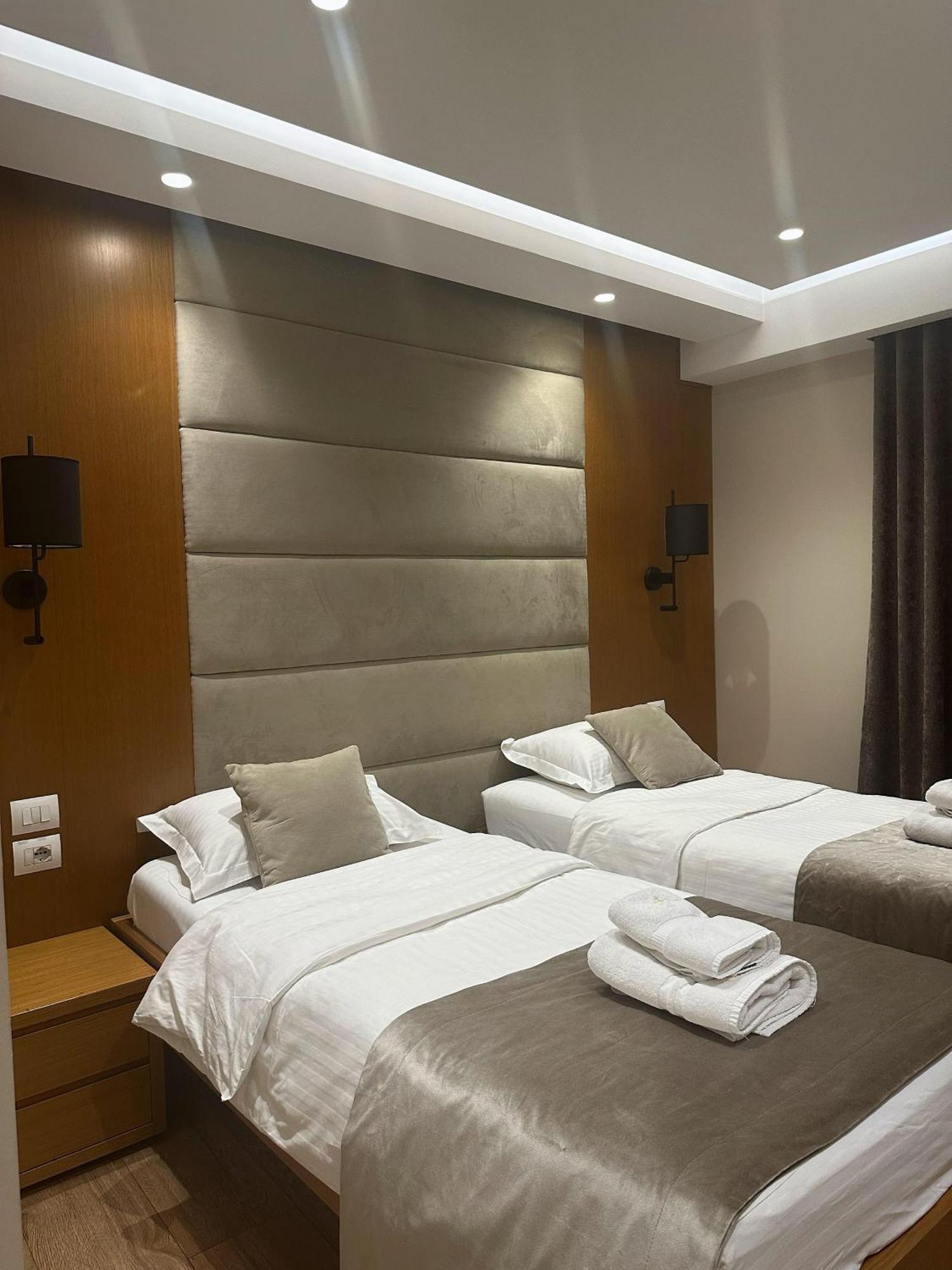 Hotel Queen Selitë e Vogël المظهر الخارجي الصورة